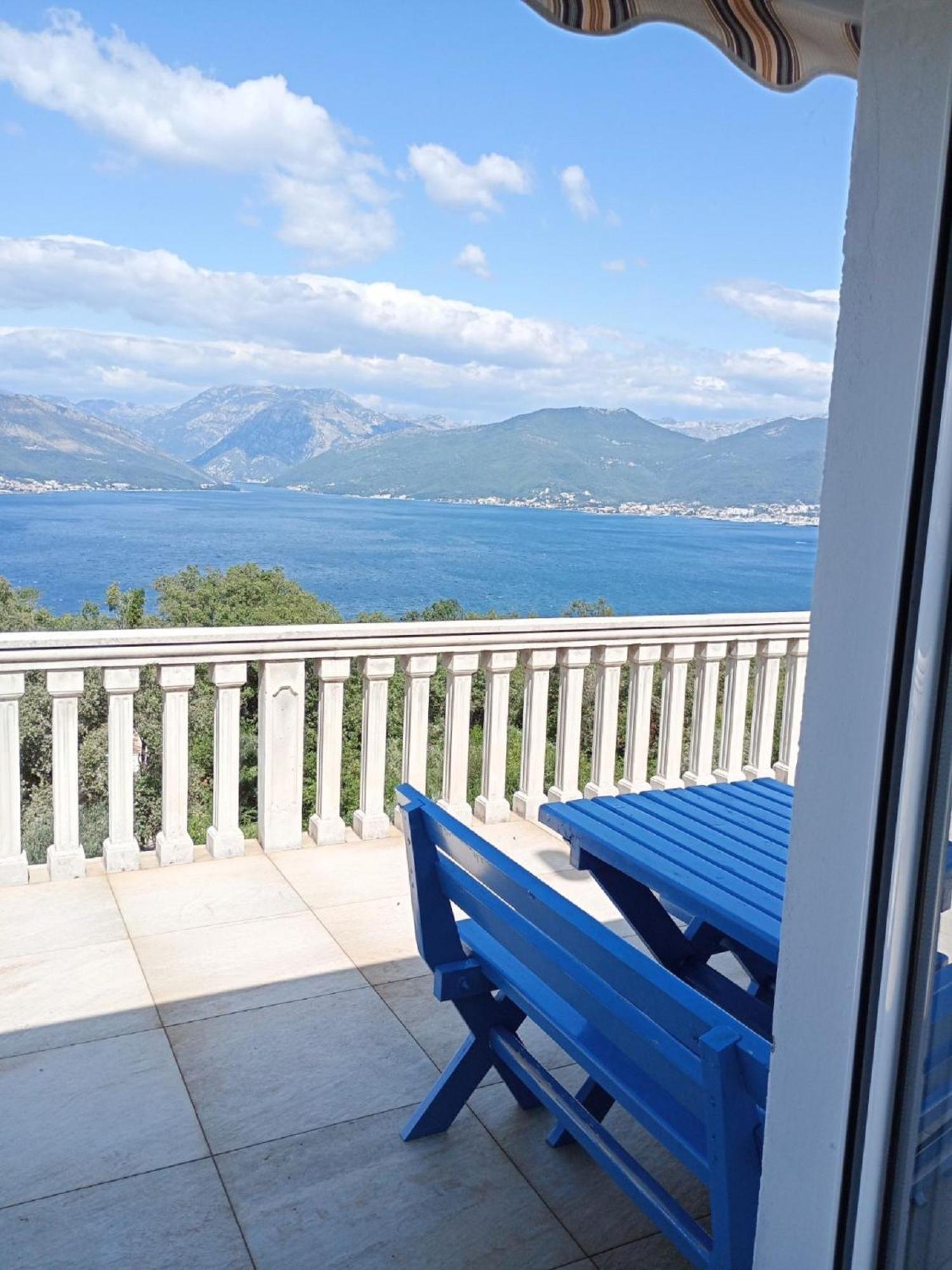 Apartments Vidikovac Tivat Exterior foto
